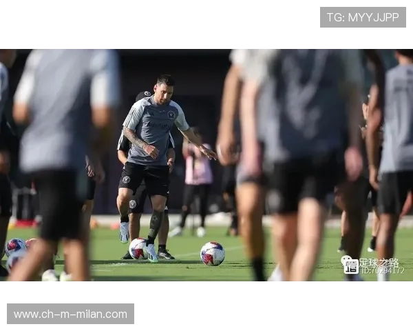 前锋私教披露：球员每天两小时额外射门训练